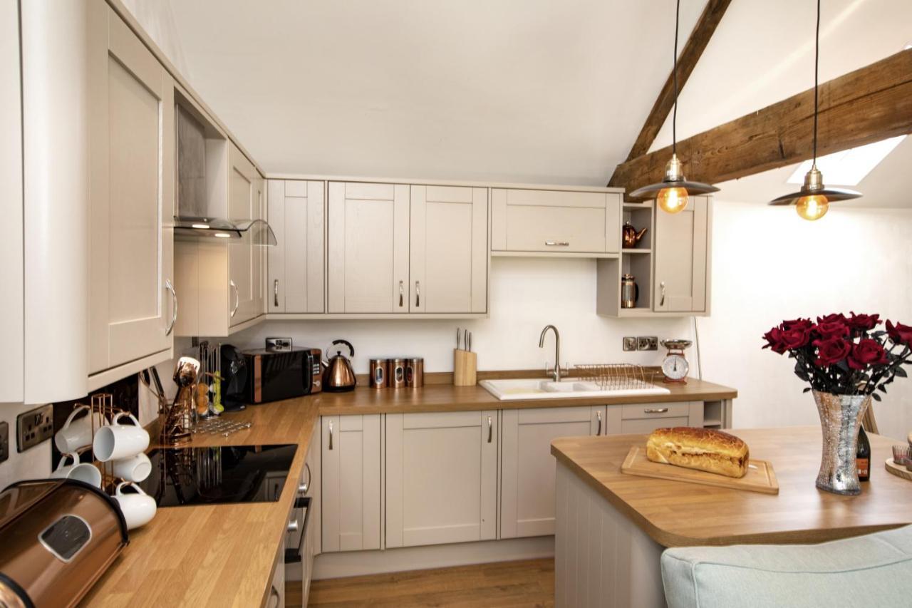 Thirley Cotes Farm Cottages สการ์โบโรห์ ภายนอก รูปภาพ