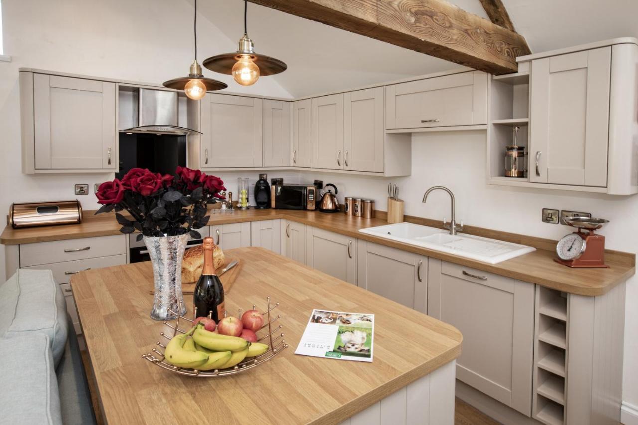 Thirley Cotes Farm Cottages สการ์โบโรห์ ภายนอก รูปภาพ
